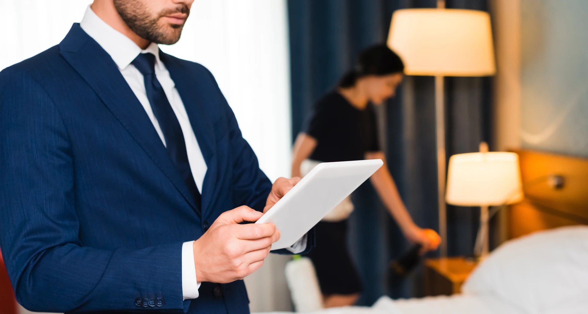 Redes WiFi para hoteles: cómo ofrecer conexión rápida y segura